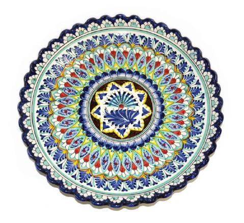 Тарелка "Риштан" с резным краем диам.28см