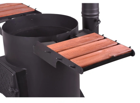 Очаг "Премиум" с двойными стенками и с чугунной дверцей для казанов на 8-10 литров (со столиками)